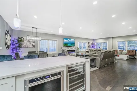 171 Pleasant Avenue Englewood NJ 07631
