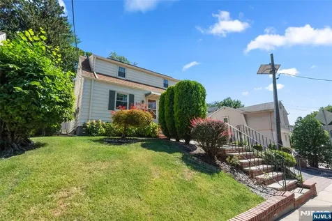 692 Passaic Avenue Kearny NJ 07032