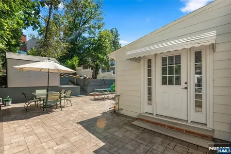 692 Passaic Avenue Kearny NJ 07032
