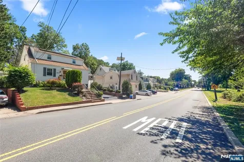 692 Passaic Avenue Kearny NJ 07032