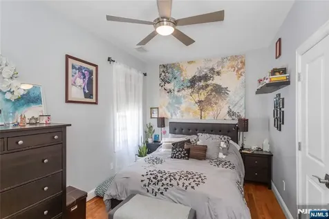 204 Hayward Place Wallington NJ 07057