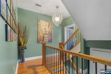 204 Hayward Place Wallington NJ 07057