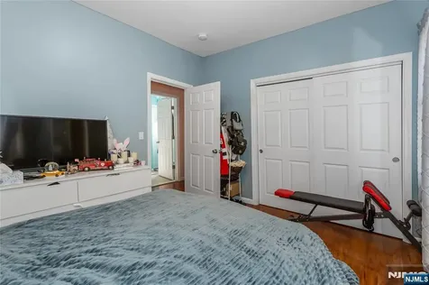 204 Hayward Place Wallington NJ 07057