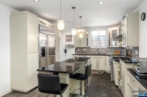65 Lincoln Avenue Rutherford NJ 07070