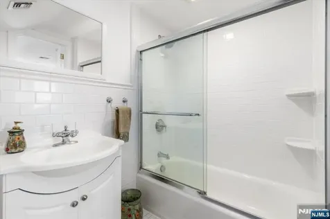 65 Lincoln Avenue Rutherford NJ 07070