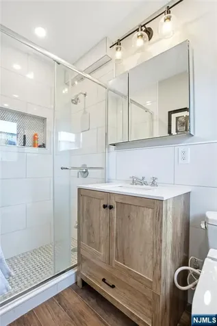 454 Myrtle Avenue Fort Lee NJ 07024