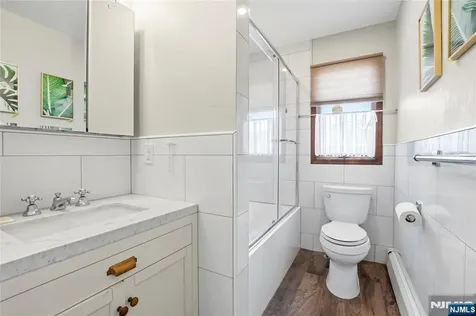 454 Myrtle Avenue Fort Lee NJ 07024