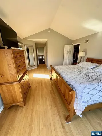 19 Lakeview Drive Old Tappan NJ 07675
