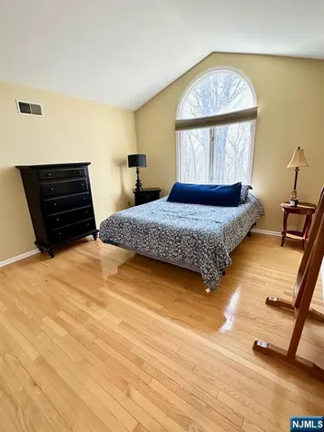 19 Lakeview Drive Old Tappan NJ 07675