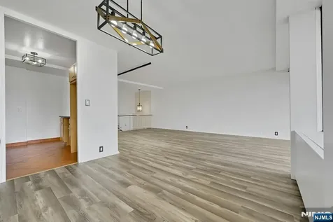 4 Horizon Road Fort Lee NJ 07024