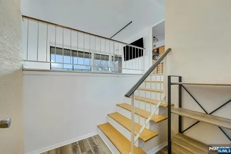 4 Horizon Road Fort Lee NJ 07024