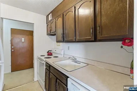 125 Prospect Avenue Hackensack NJ 07601