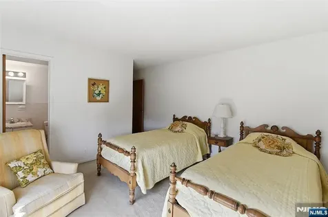 125 Prospect Avenue Hackensack NJ 07601