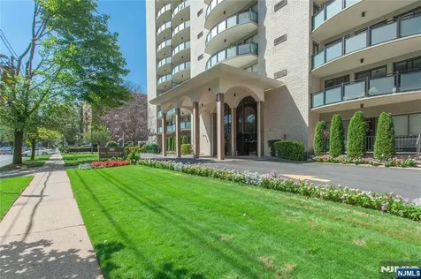 125 Prospect Avenue Hackensack NJ 07601