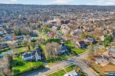 2 Halsey Place South Orange Village NJ 07079