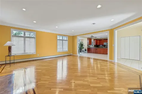 411 Fairway Drive Leonia NJ 07605