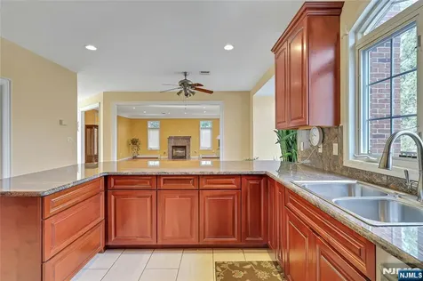 411 Fairway Drive Leonia NJ 07605