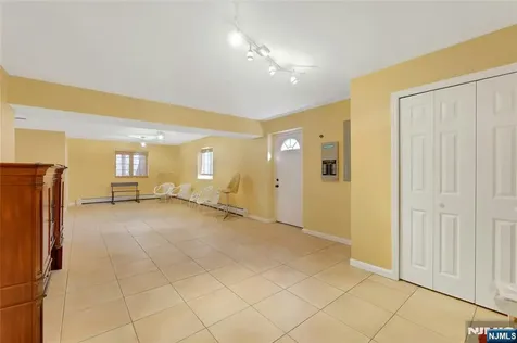 411 Fairway Drive Leonia NJ 07605