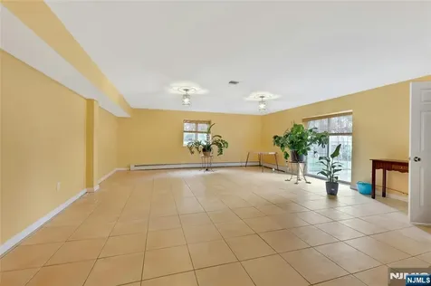 411 Fairway Drive Leonia NJ 07605
