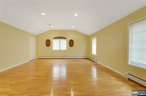 411 Fairway Drive Leonia NJ 07605