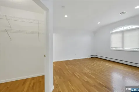 411 Fairway Drive Leonia NJ 07605