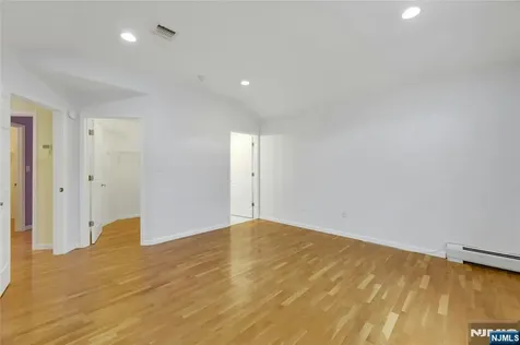411 Fairway Drive Leonia NJ 07605