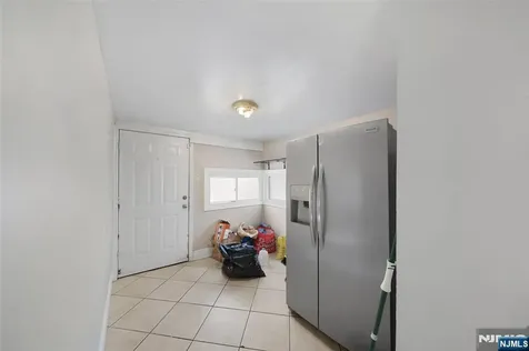 438-440 Park Avenue Paterson NJ 07504
