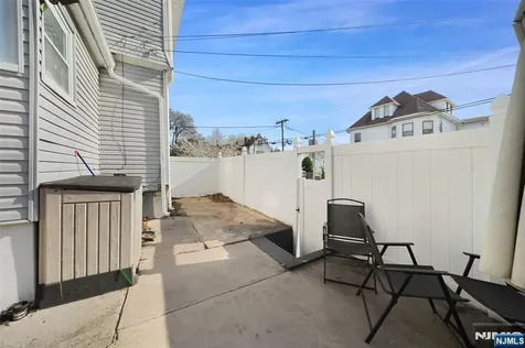 438-440 Park Avenue Paterson NJ 07504