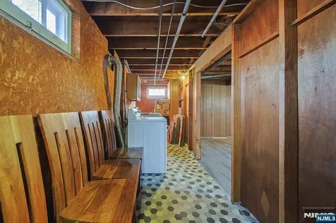 50 Knolls Road Bloomingdale NJ 07403