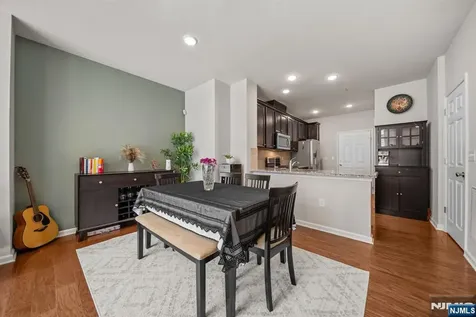 185 Wesmont Drive Wood Ridge NJ 07075