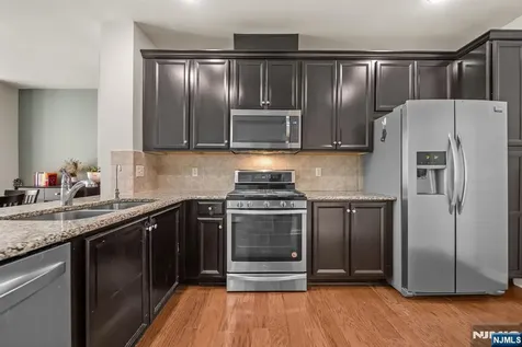 185 Wesmont Drive Wood Ridge NJ 07075