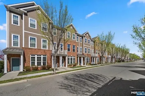185 Wesmont Drive Wood Ridge NJ 07075