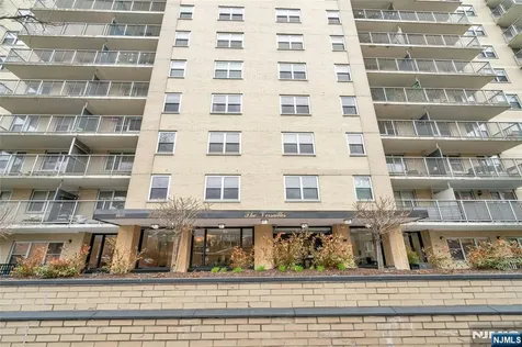 6600 Jfk Boulevard E West New York NJ 07093