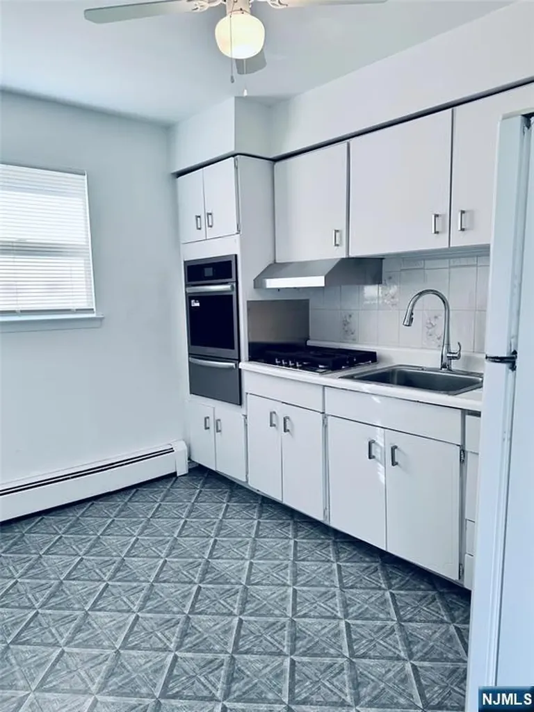 1163 Valley Road Wayne NJ 07470