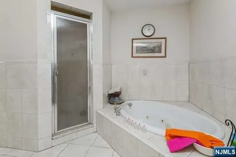 341B E Columbia Palisades Park NJ 07650