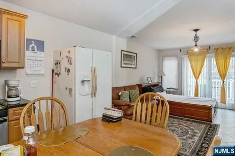 341B E Columbia Palisades Park NJ 07650