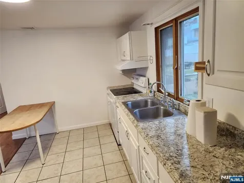 316 10th Street Palisades Park NJ 07650