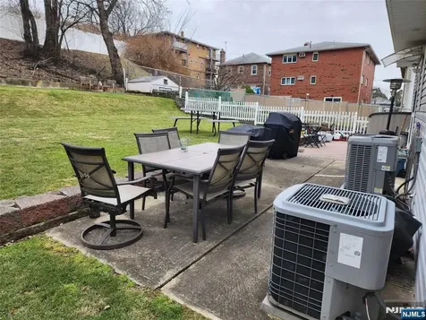 316 10th Street Palisades Park NJ 07650