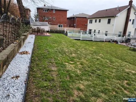 316 10th Street Palisades Park NJ 07650