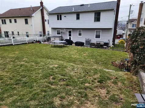 316 10th Street Palisades Park NJ 07650
