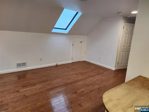 316 10th Street Palisades Park NJ 07650