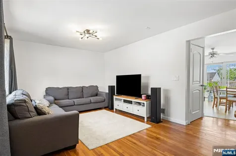 60 16th Avenue Elmwood Park NJ 07407
