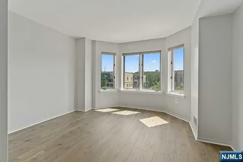 405 Williams Court Edgewater NJ 07020
