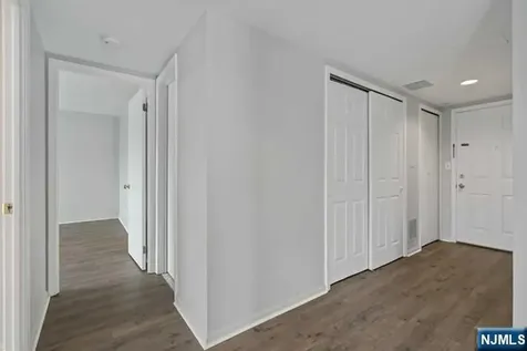 405 Williams Court Edgewater NJ 07020