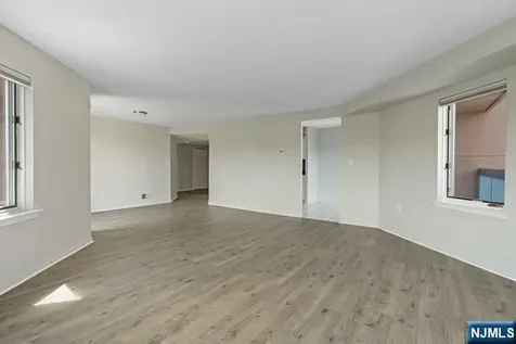405 Williams Court Edgewater NJ 07020