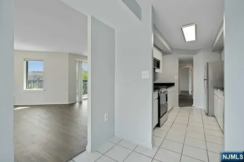 405 Williams Court Edgewater NJ 07020