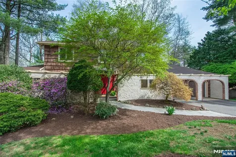 23 Powell Drive West Orange NJ 07052