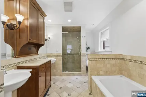 14 Old Smith Road Tenafly NJ 07670