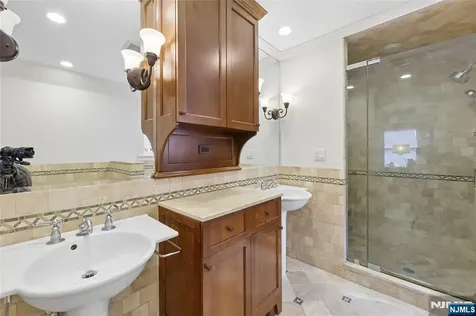 14 Old Smith Road Tenafly NJ 07670