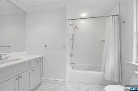 14 Old Smith Road Tenafly NJ 07670